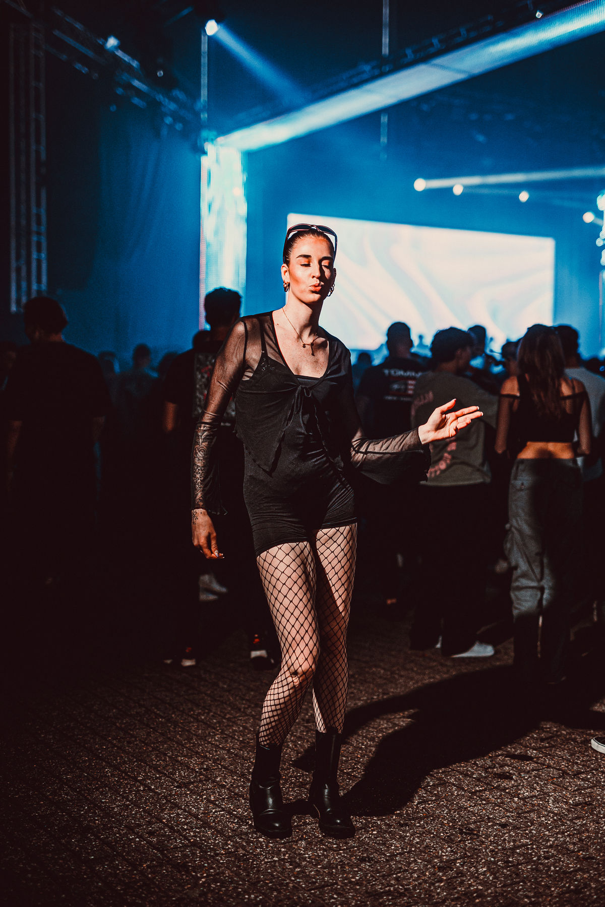 Loading... just a sec